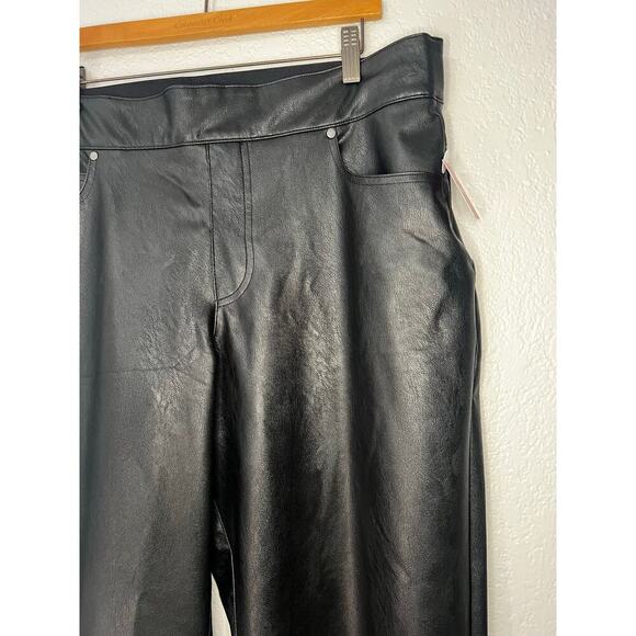 NEW SPANX Womens Slim Straight Pants Black Size 1X Petite Faux Leather - Picture 3 of 8
